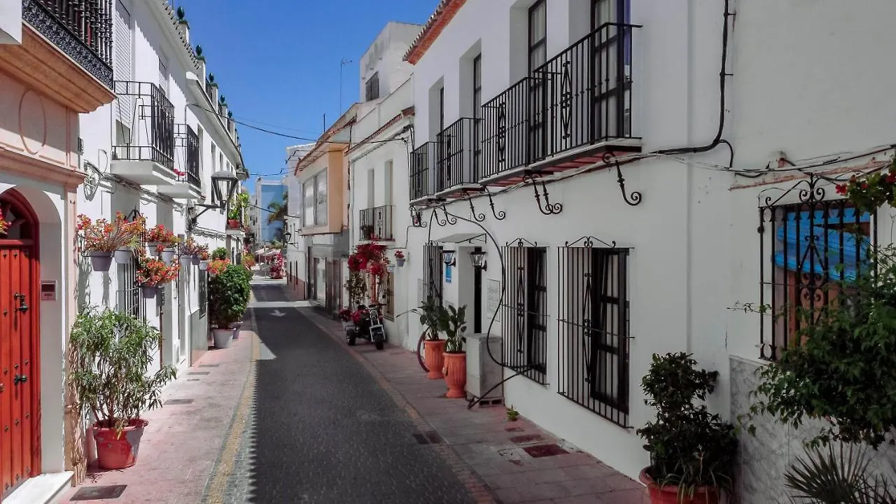 Seaclub Suites Estepona By Roomservices 0*,  Spain